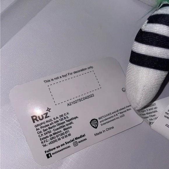 Tim Burton Beetlejuice Plush 8" Collectible Ruz Warner Bros Halloween BRAND NEW - Picture 4 of 4